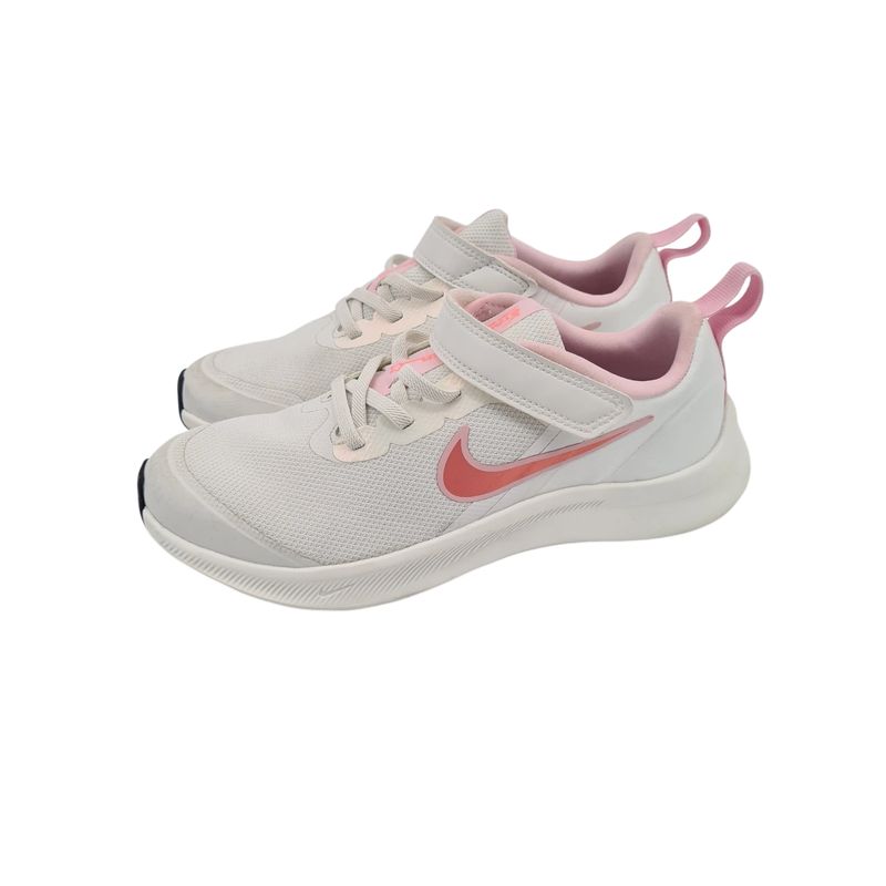Nike Sneaker Gr. 34 – sehr gut erhalten