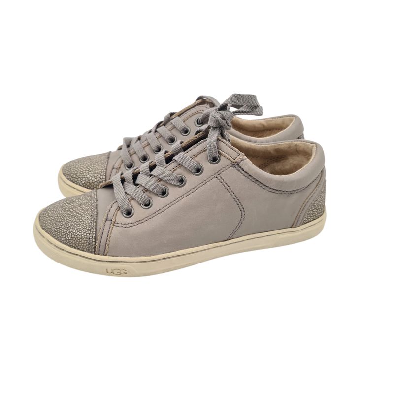 UGG Sneaker Gr. 36 – neuwertig